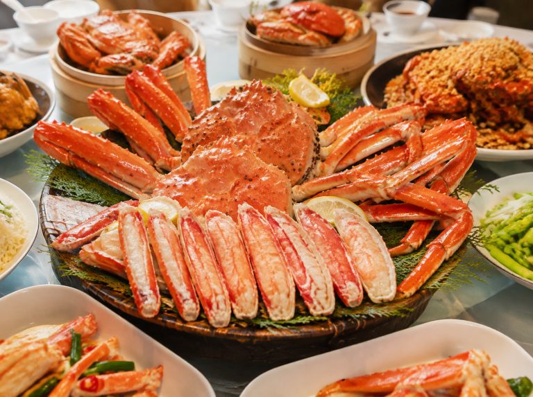俄罗斯松叶蟹海鲜宴席套餐